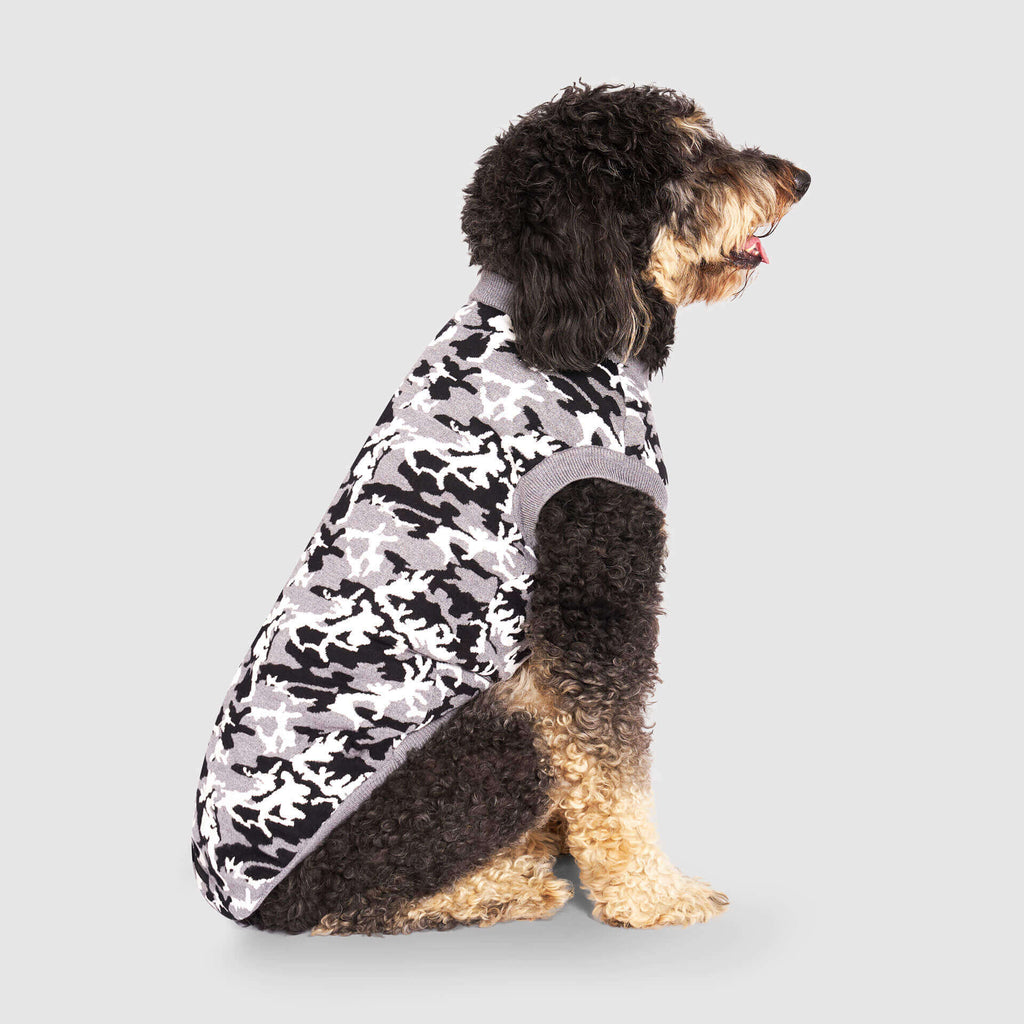 Canada Pooch - Glow in the Dark Pull-over - Camo