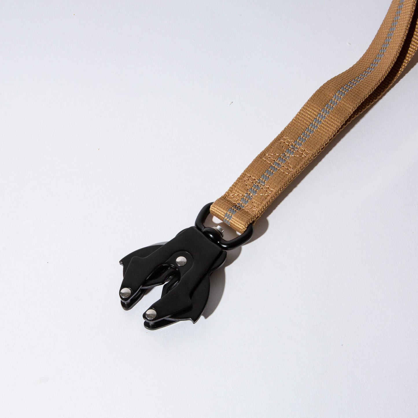 Elastic Leash With Car Clip Beige